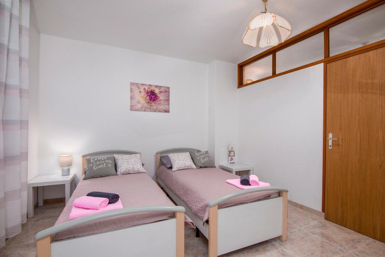 Apartment Palma Пула Экстерьер фото
